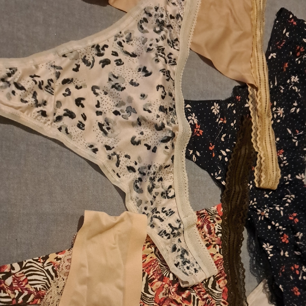 🌷NEW XL Marilyn Monroe Multi color Panties  10 Peices Total  Thongs All XL Soft